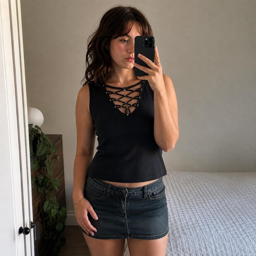 Sweet Juliet Black Knit Sleeveless Top Rhinestone Lace Up Neckline Women L Goth